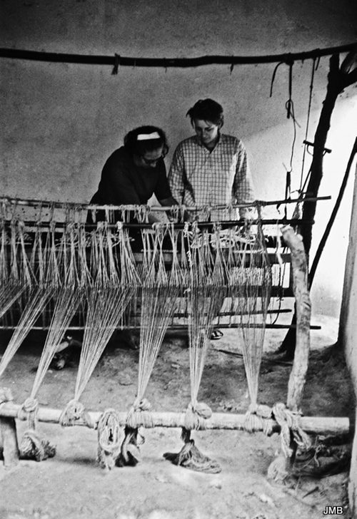 AÑO 1973 - BLANCO Y NEGRO - VIDA CAMPESINA EN PARAGUAY (JOSÉ MARÍA BLANCH)